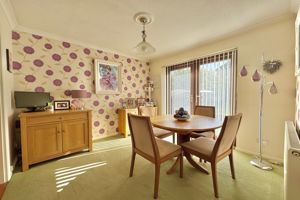 Dining Room- click for photo gallery
